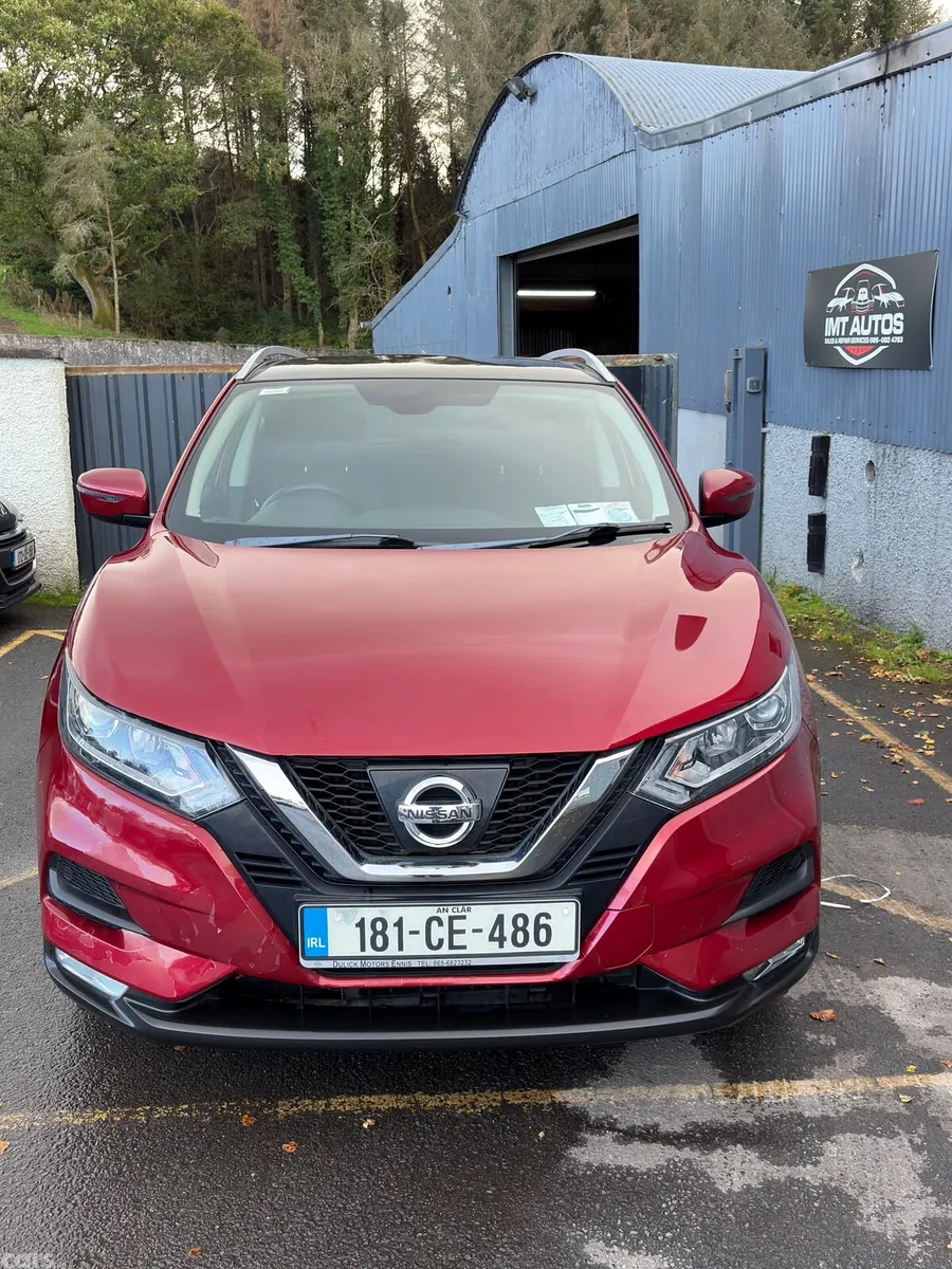 Nissan Qashqai MPV, Diesel, 2018, Red