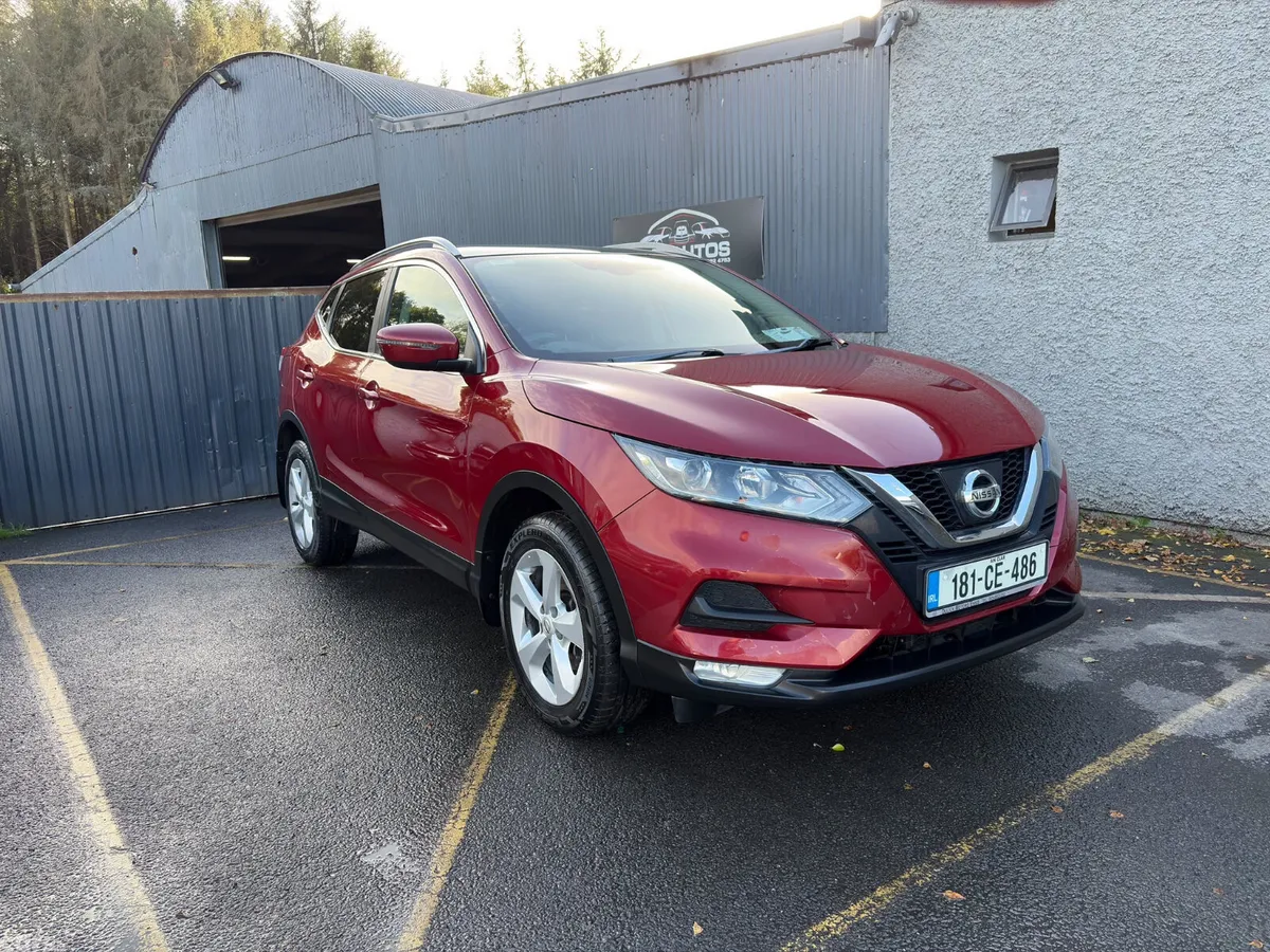 Nissan Qashqai MPV, Diesel, 2018, Red