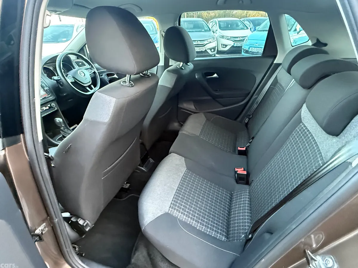 Volkswagen Polo Hatchback, Petrol, 2015, Brown