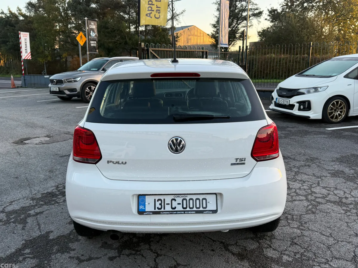 Volkswagen Polo Hatchback, Petrol, 2013, White