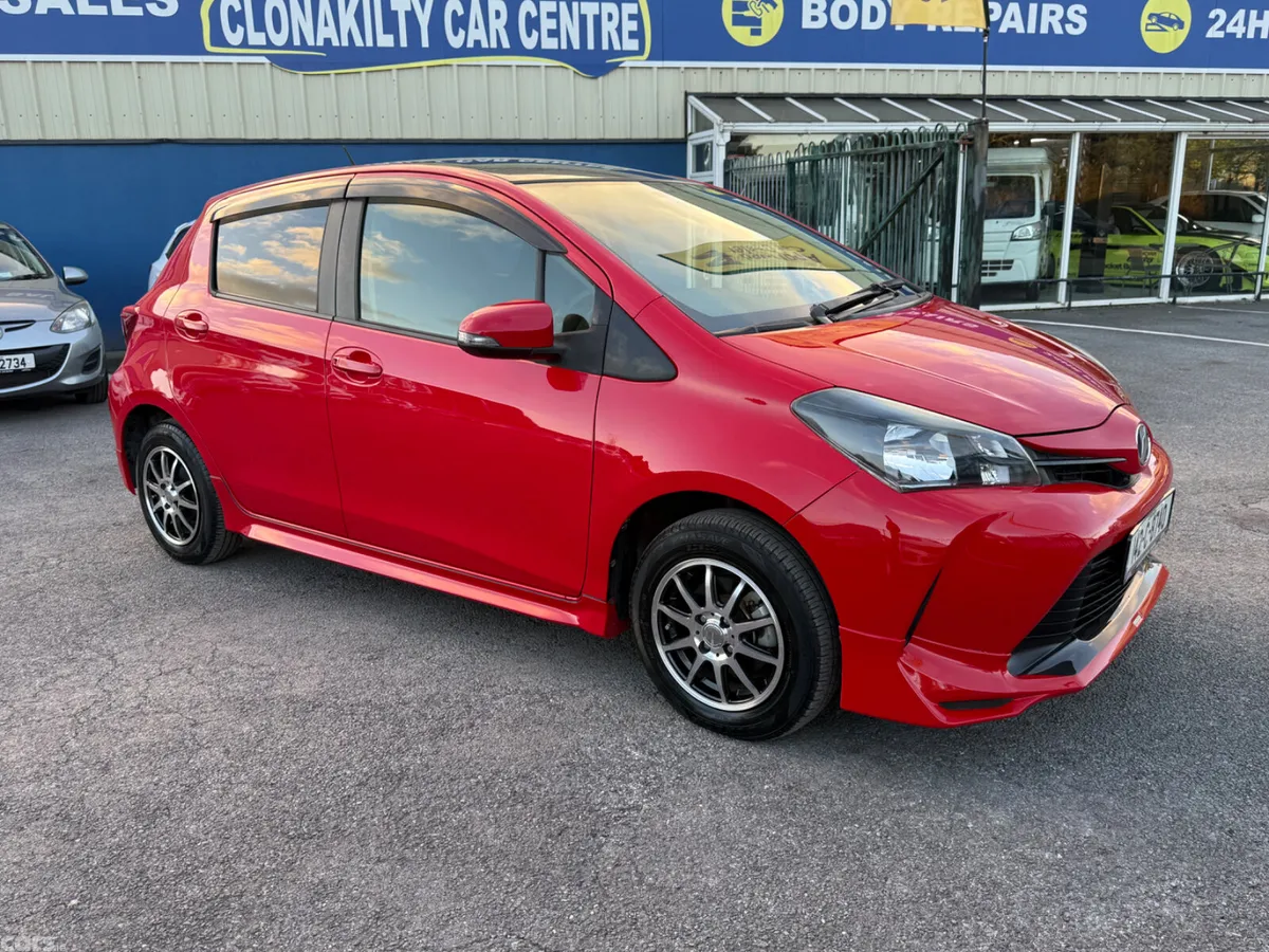 Toyota Vitz Hatchback, Petrol, 2014, Red