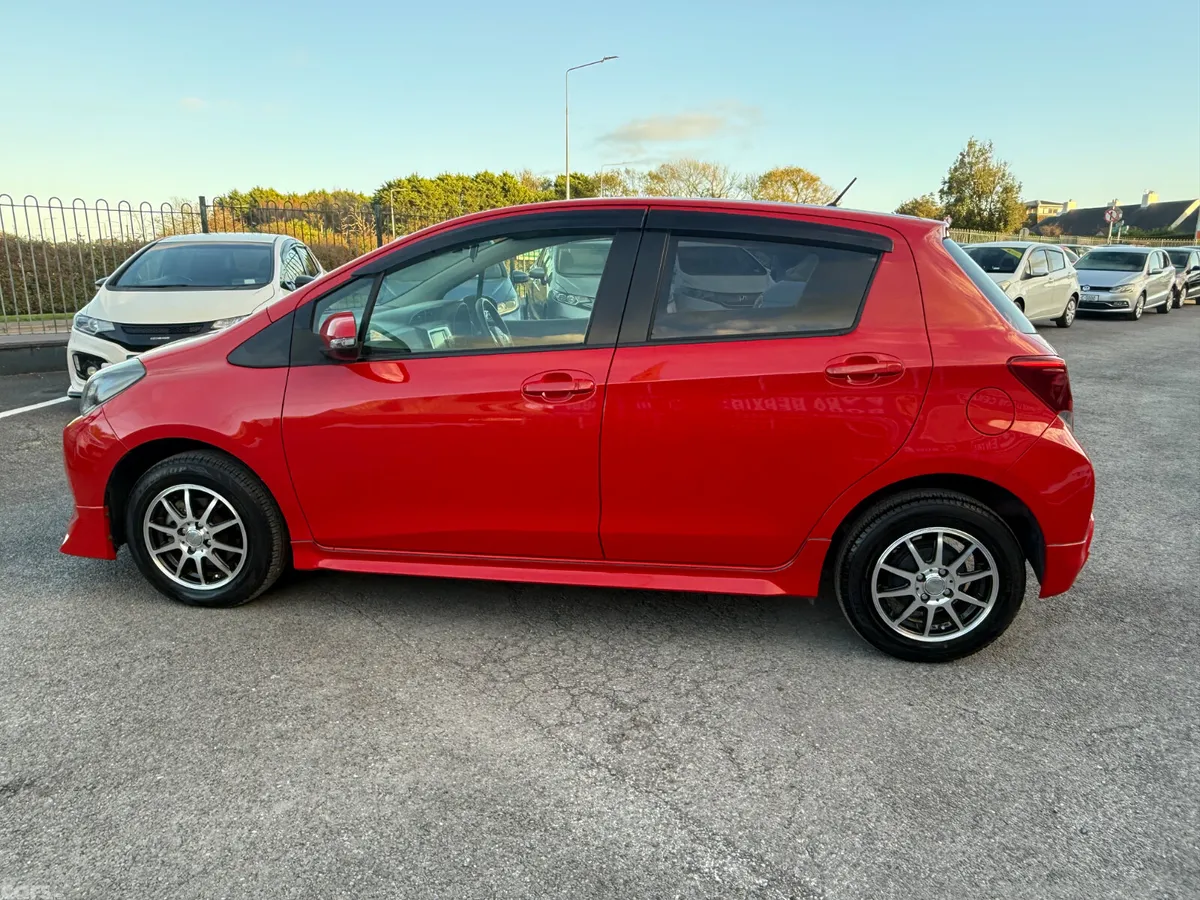 Toyota Vitz Hatchback, Petrol, 2014, Red