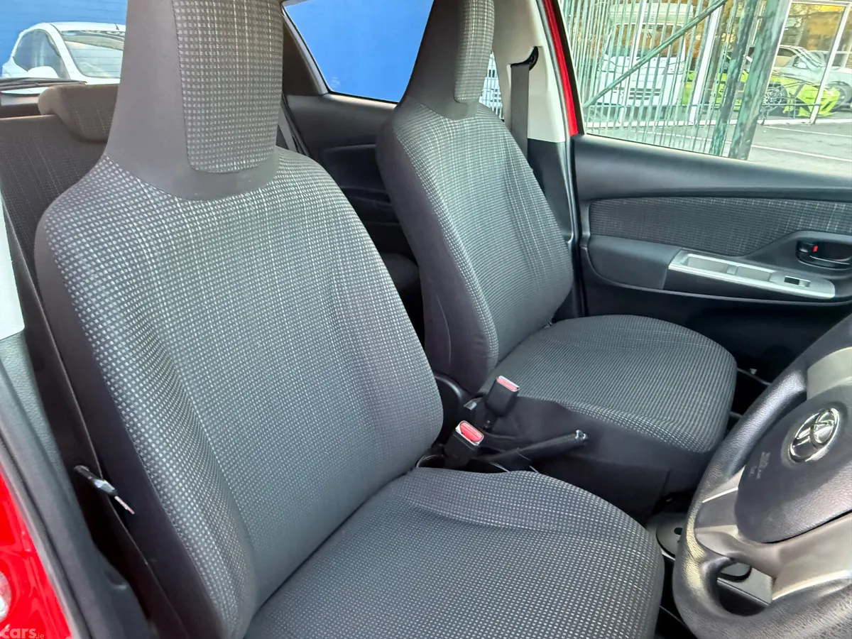 Toyota Vitz Hatchback, Petrol, 2014, Red
