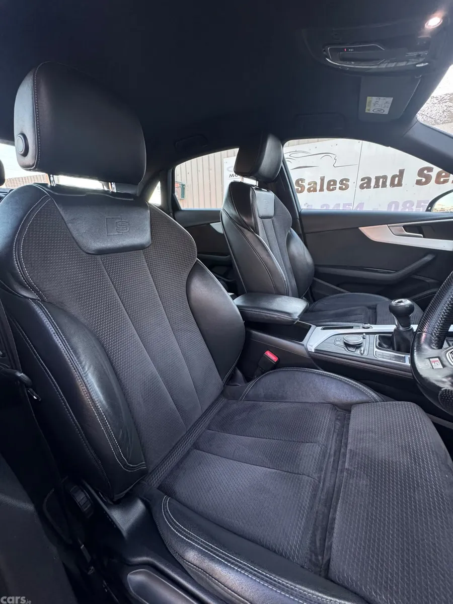 Audi A4 Saloon, Diesel, 2016, Grey