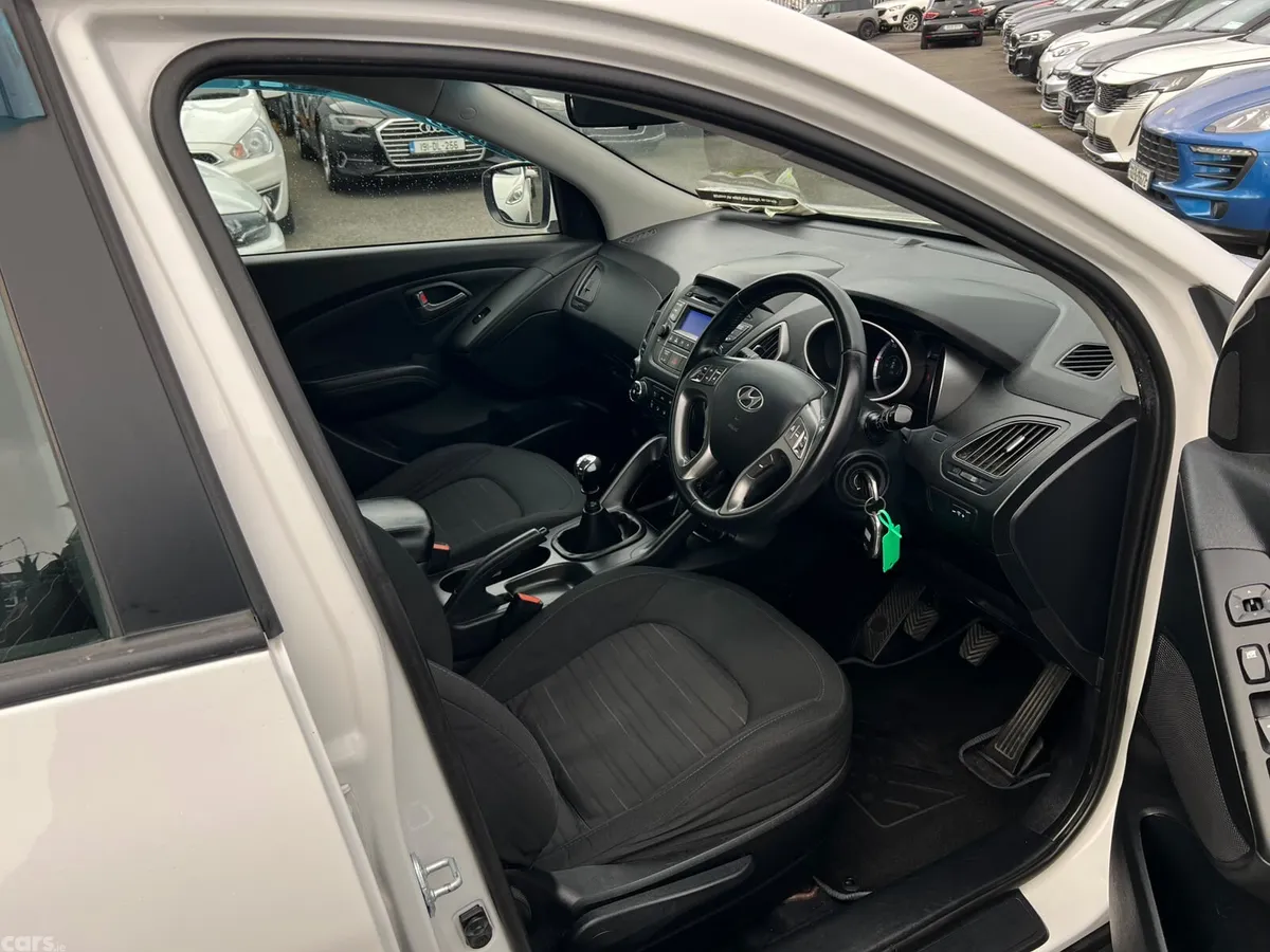 Hyundai ix35 SUV, Diesel, 2014, White