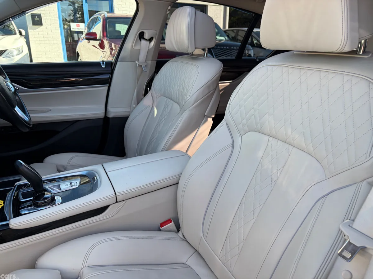 BMW 7-Series Saloon, Diesel, 2018, Grey