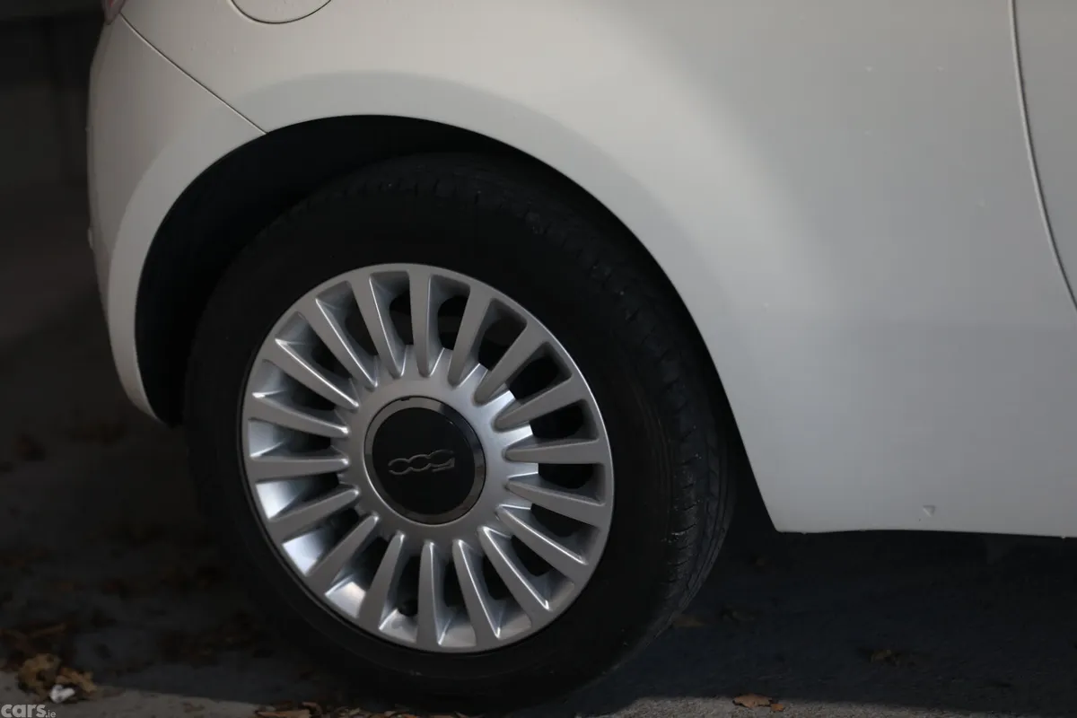 Fiat 500 Hatchback, Petrol, 2012, White