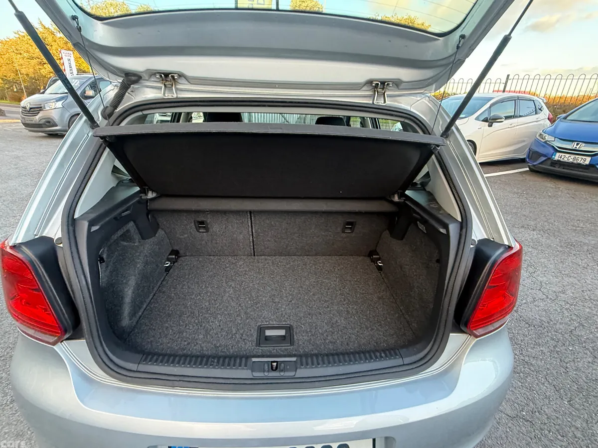Volkswagen Polo Hatchback, Petrol, 2013, Silver