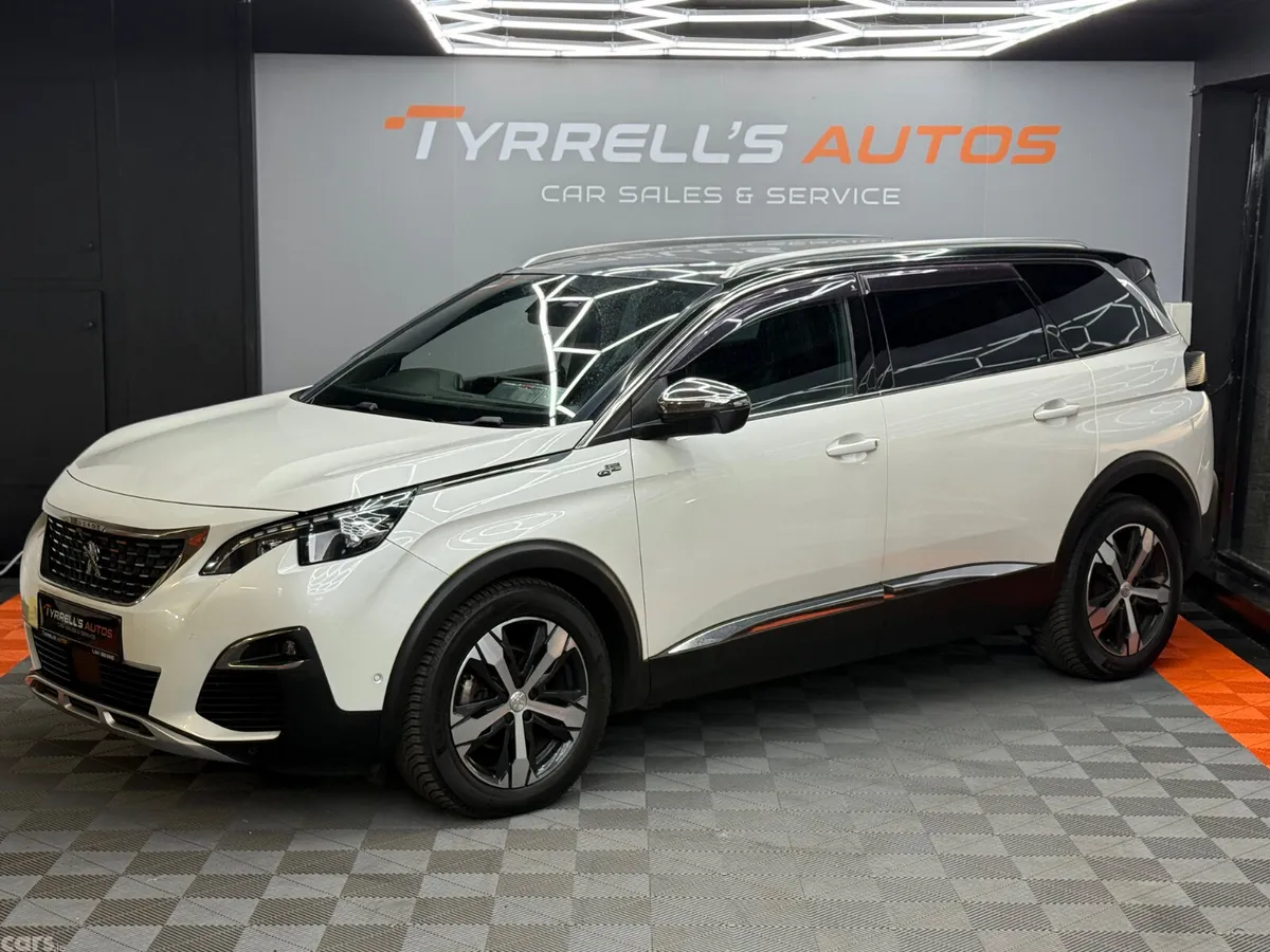 Peugeot 5008 MPV, Diesel, 2018, White