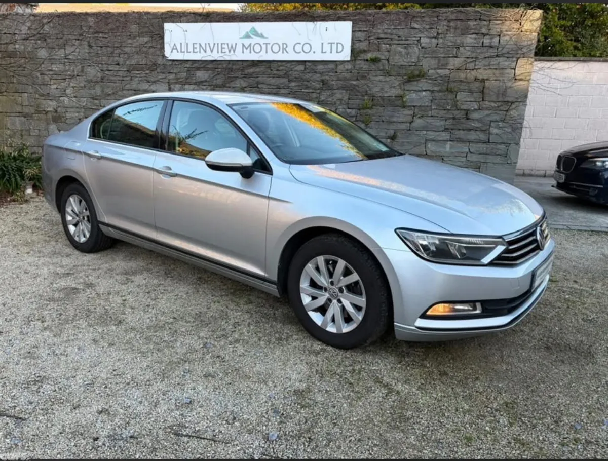 Volkswagen Passat Saloon, Diesel, 2017, Grey