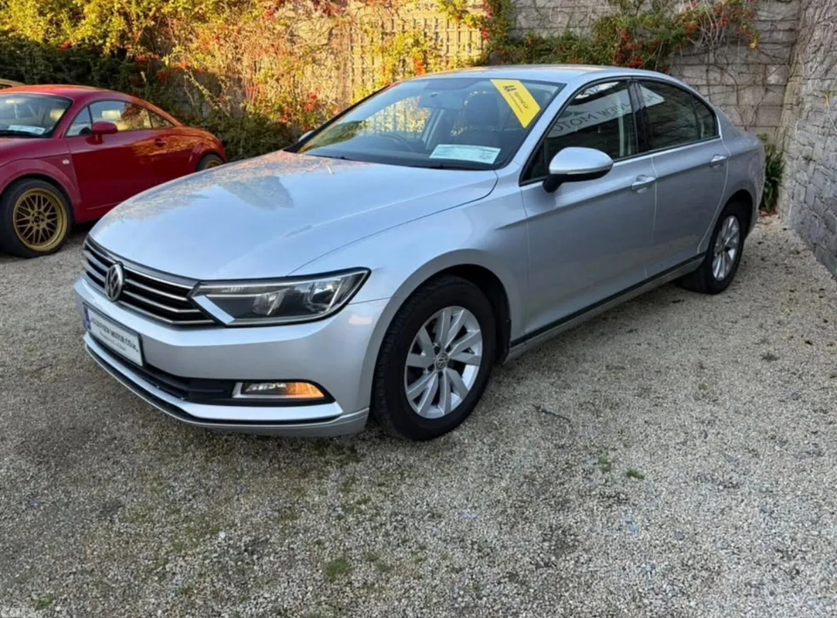 Volkswagen Passat Saloon, Diesel, 2017, Grey