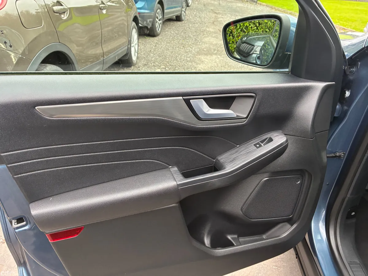 Ford Kuga SUV, Diesel, 2022, Blue
