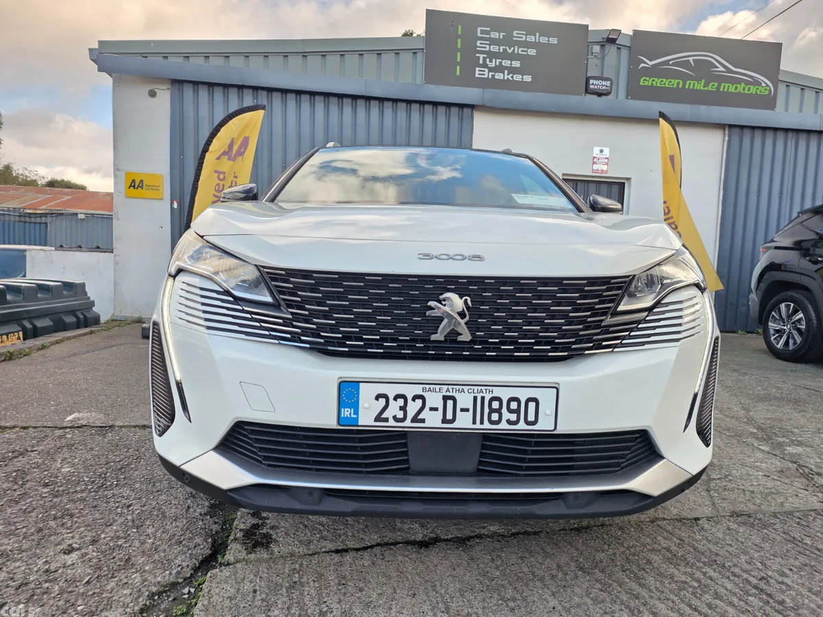 Peugeot 3008 MPV, Diesel, 2023, White