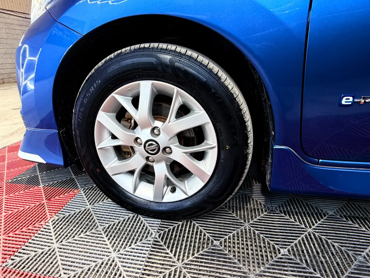 Nissan Note Hatchback, Petrol Hybrid, 2018, Blue
