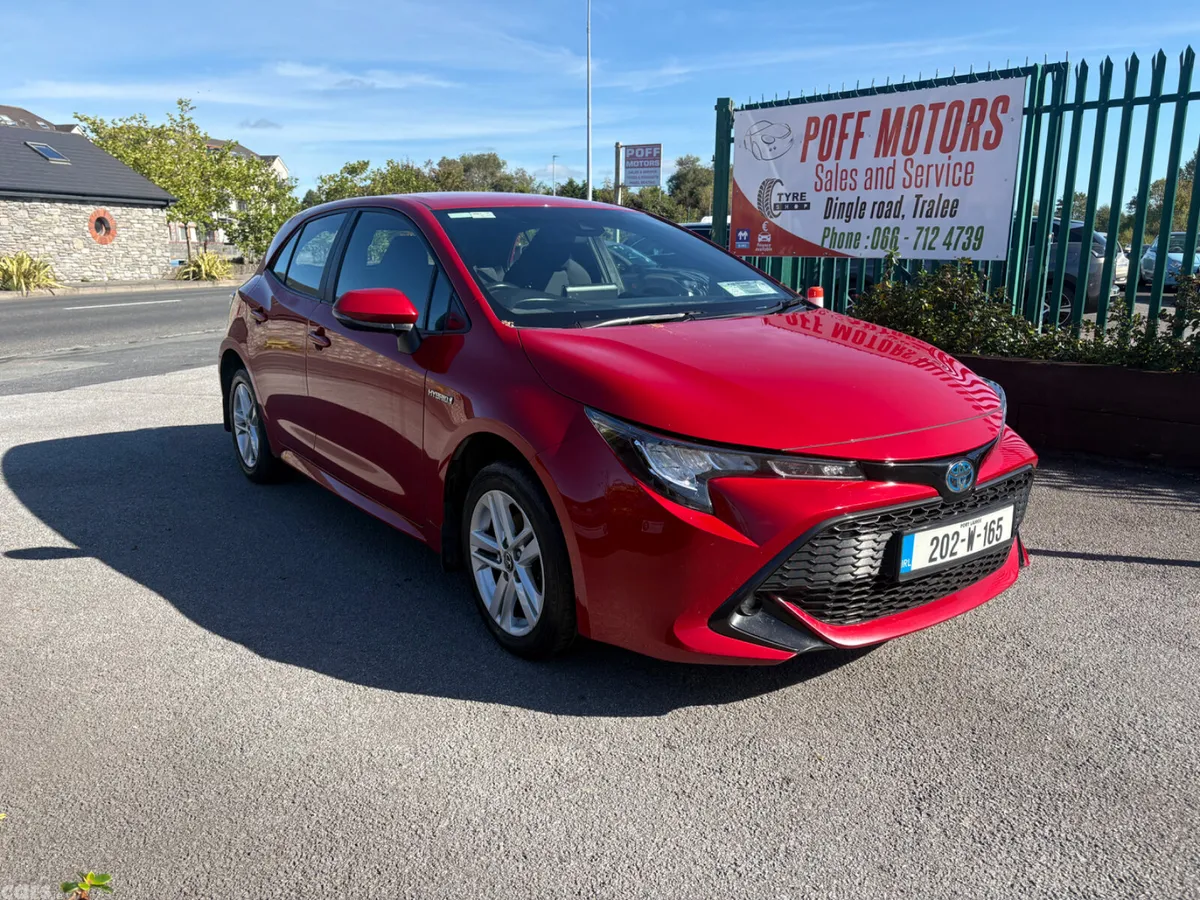Toyota Corolla Hatchback, Petrol Hybrid, 2020, Red