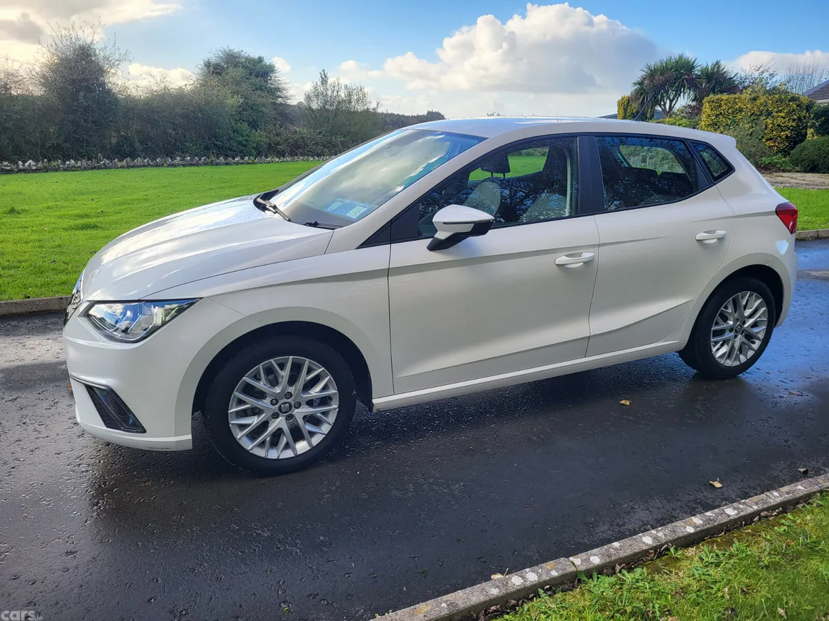 SEAT Ibiza Hatchback, Petrol, 2018, White