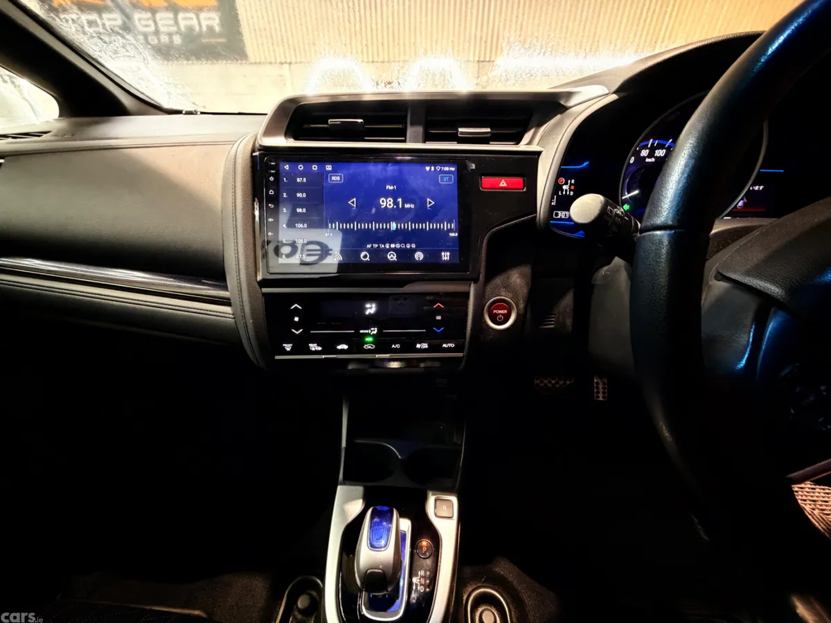 Honda Fit Hatchback, Petrol Hybrid, 2014, Blue