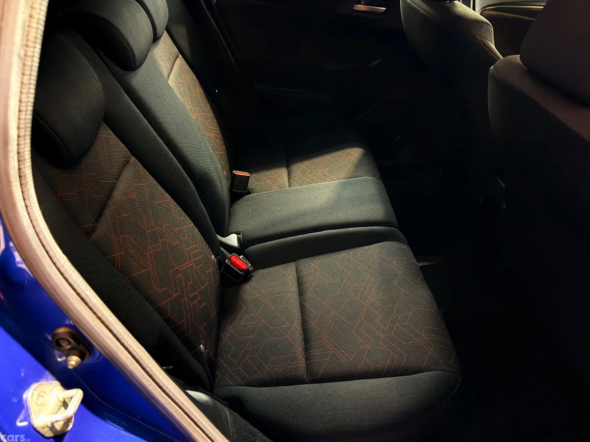 Honda Fit Hatchback, Petrol Hybrid, 2014, Blue