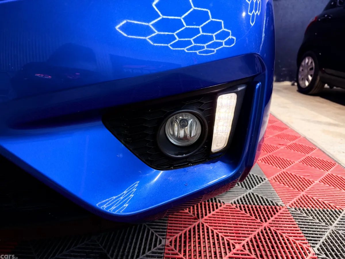 Honda Fit Hatchback, Petrol Hybrid, 2014, Blue