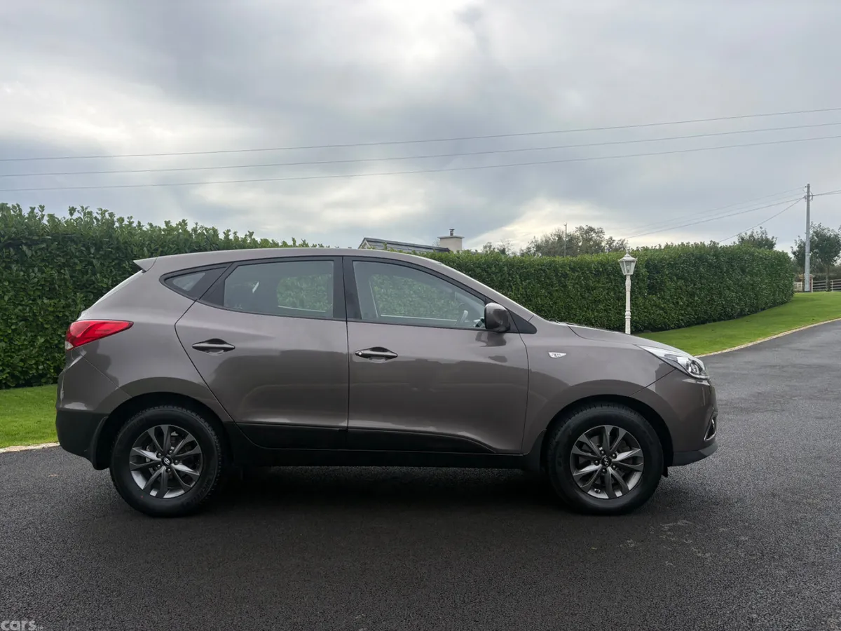 Hyundai ix35 SUV, Diesel, 2015, Brown