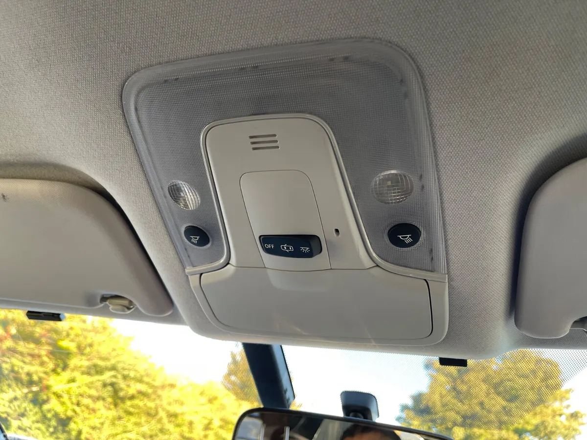 Toyota Prius Hatchback, Petrol Hybrid, 2017, Silver
