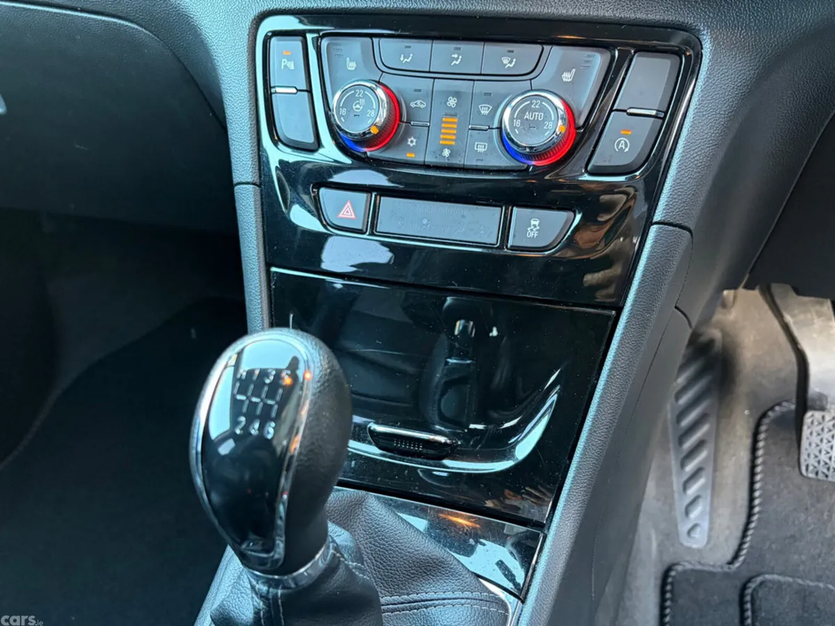 Opel Mokka MPV, Diesel, 2018, White