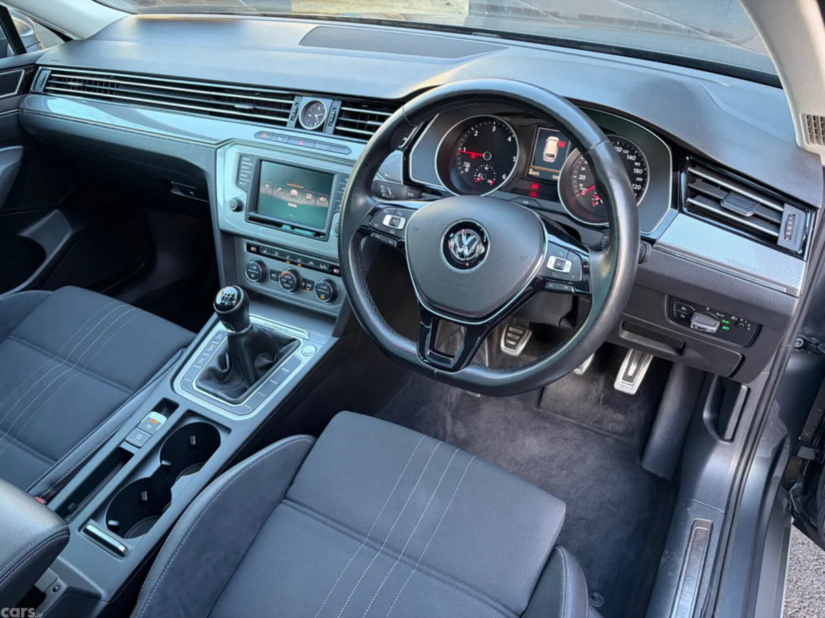 Volkswagen Passat Estate, Diesel, 2016, Grey