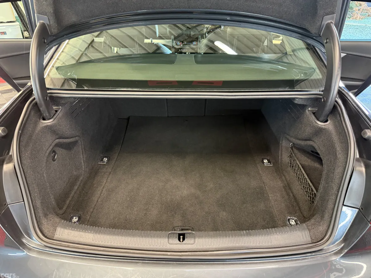 Audi A4 Saloon, Diesel, 2017, Grey