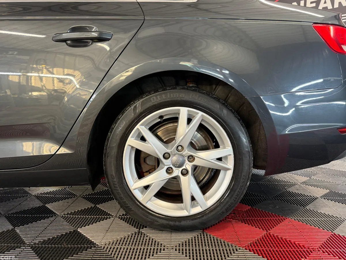 Audi A4 Saloon, Diesel, 2017, Grey