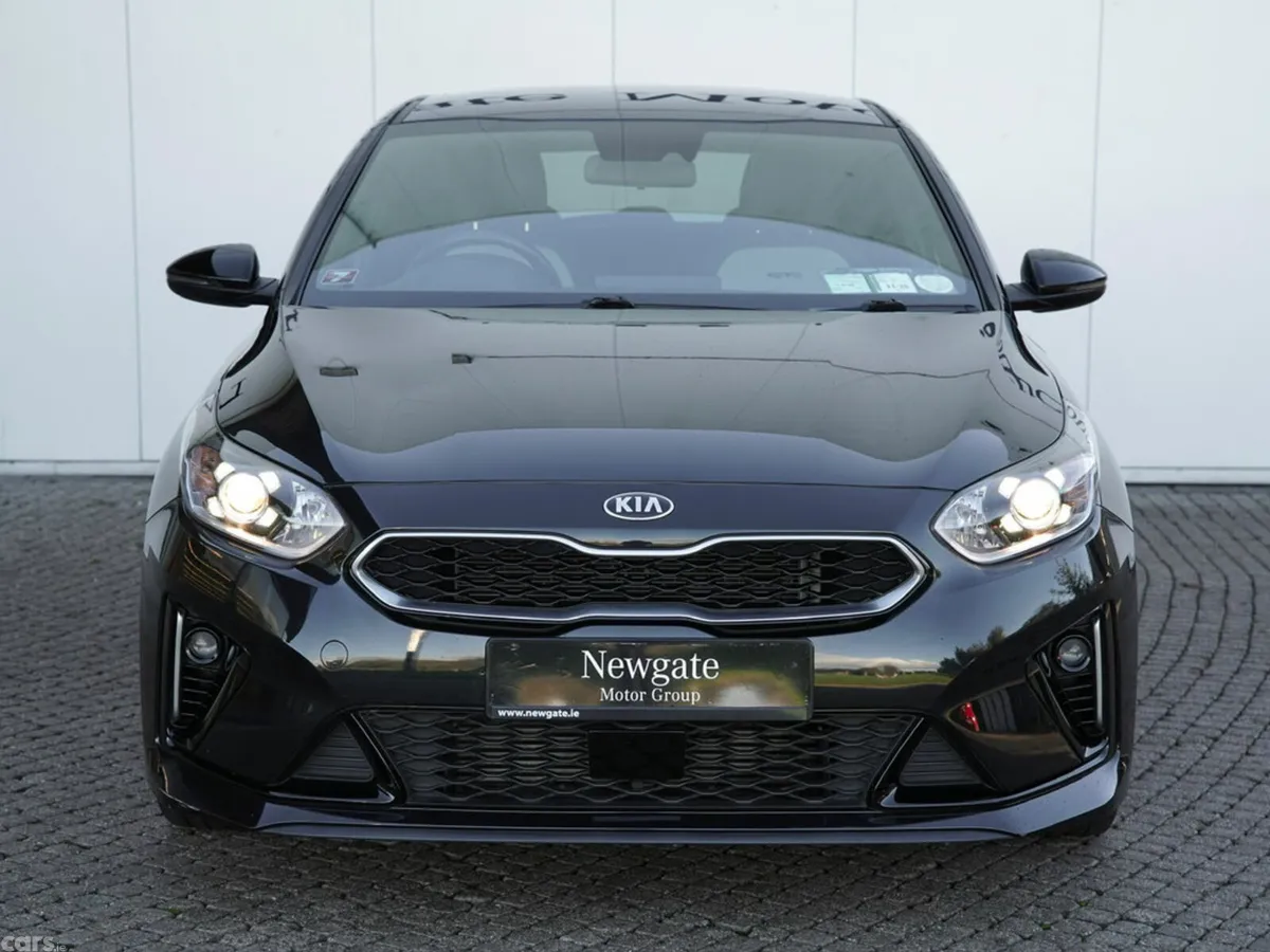 Kia Ceed Hatchback, Petrol, 2020, Black