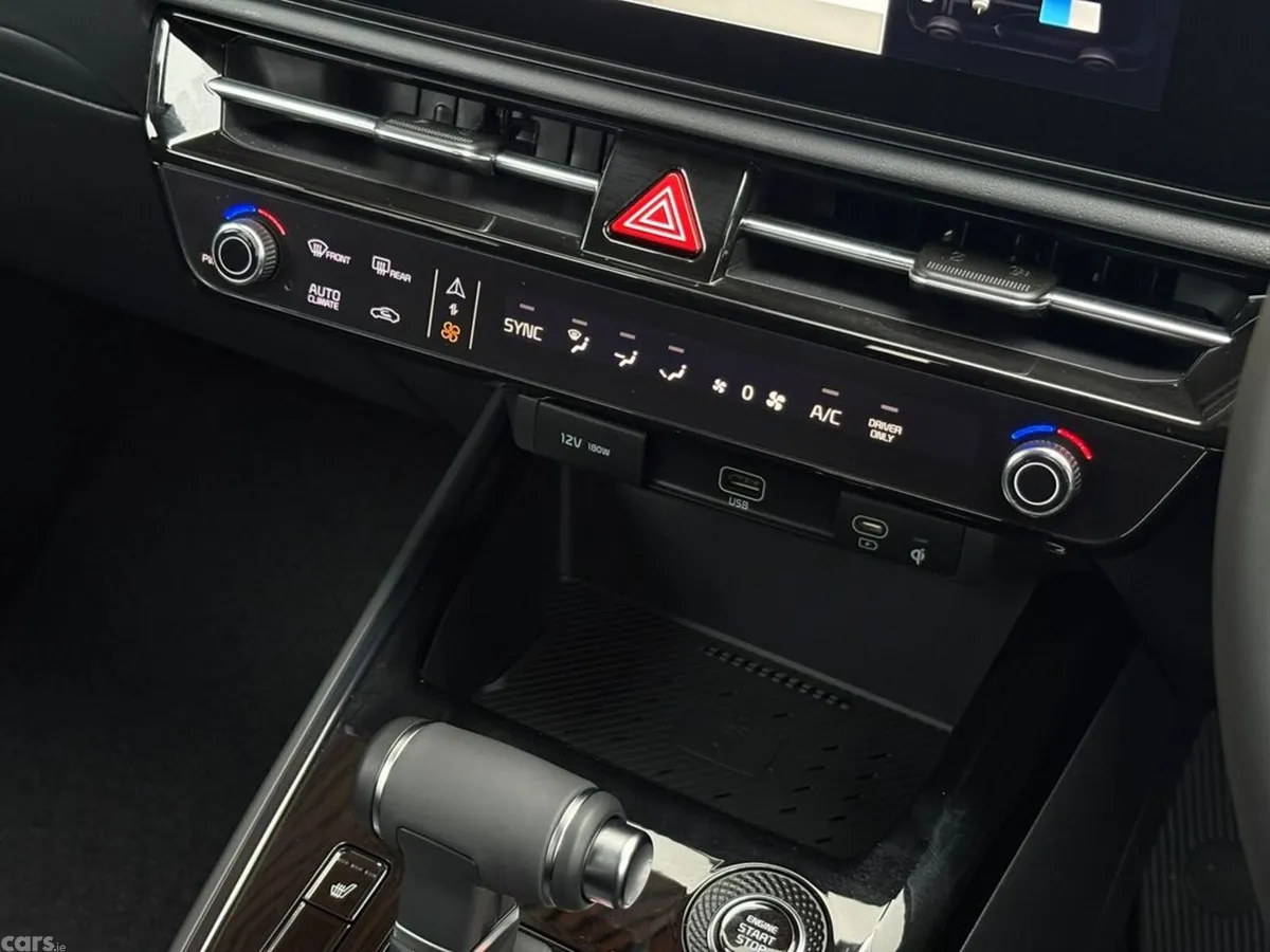 Kia Niro Hatchback, Petrol Hybrid, 2027, Red