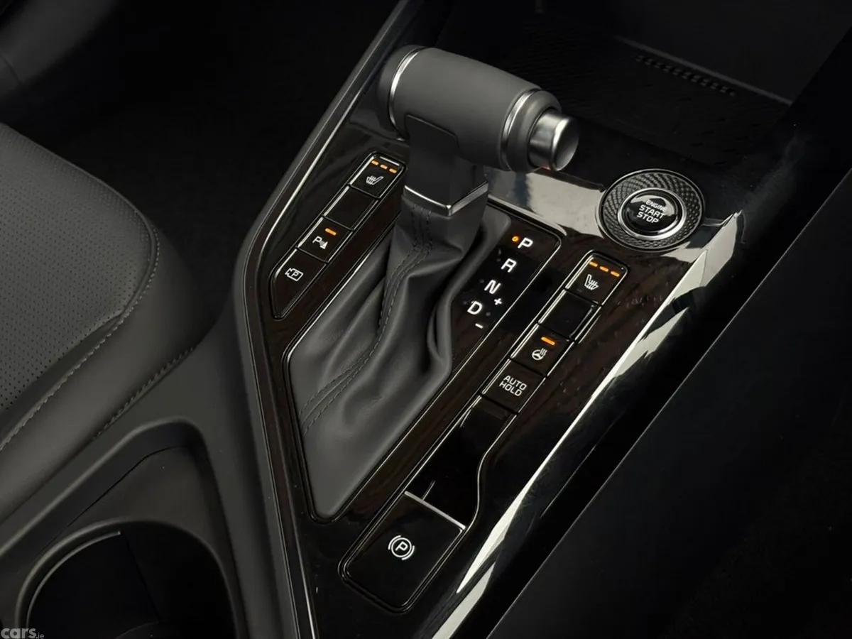 Kia Niro Hatchback, Petrol Hybrid, 2027, Red