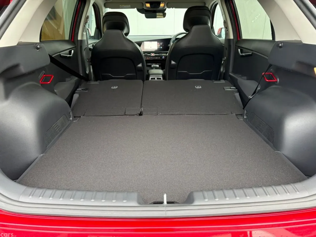 Kia Niro Hatchback, Petrol Hybrid, 2027, Red