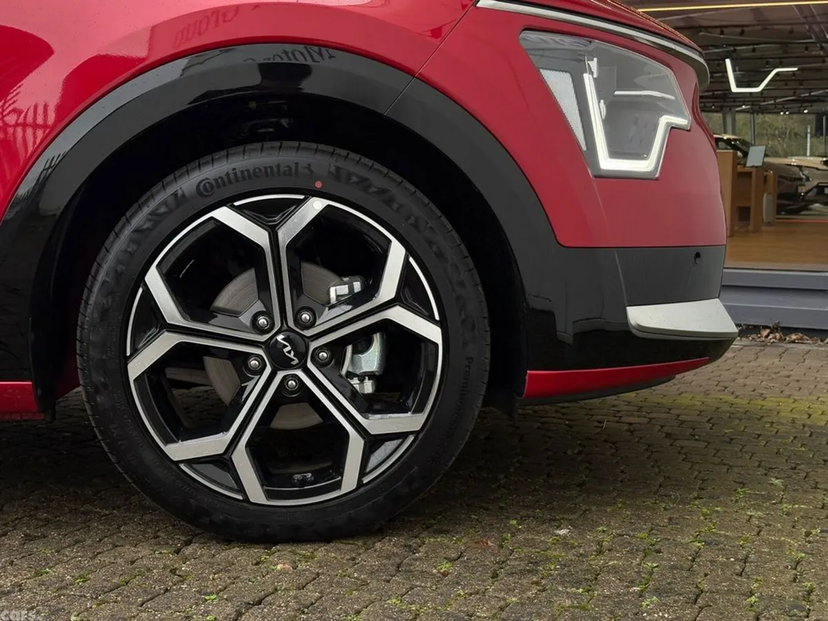 Kia Niro Hatchback, Petrol Hybrid, 2027, Red