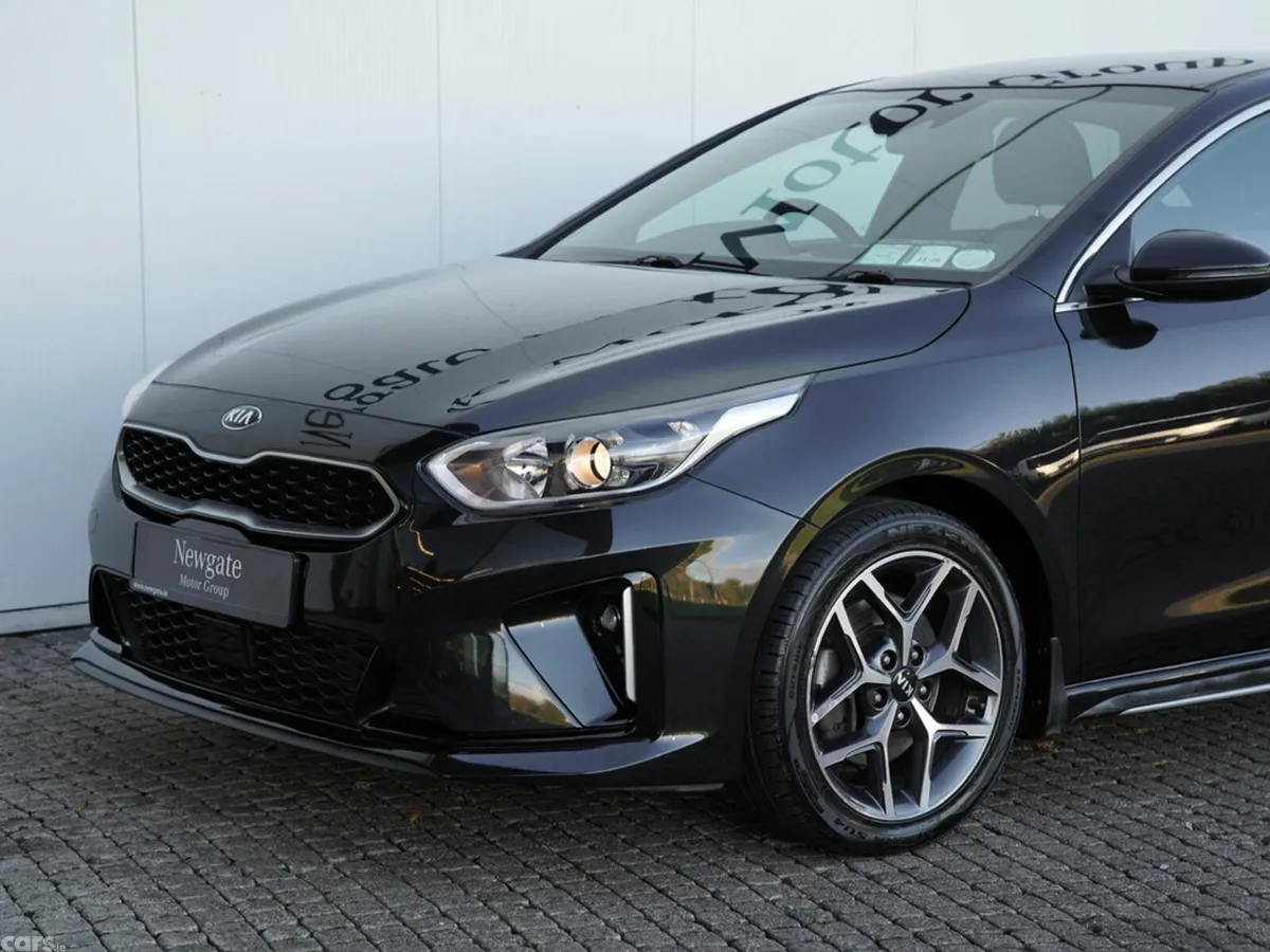 Kia Ceed Hatchback, Petrol, 2020, Black