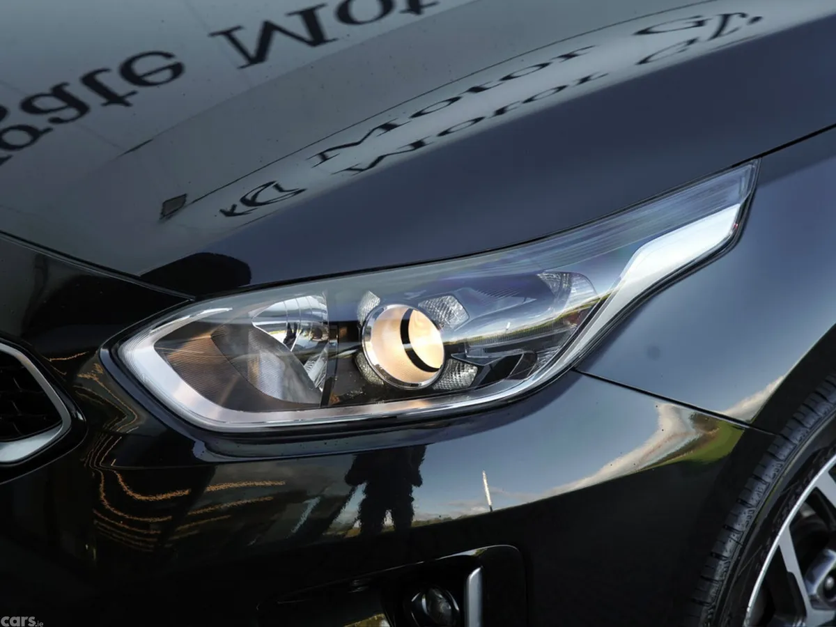 Kia Ceed Hatchback, Petrol, 2020, Black