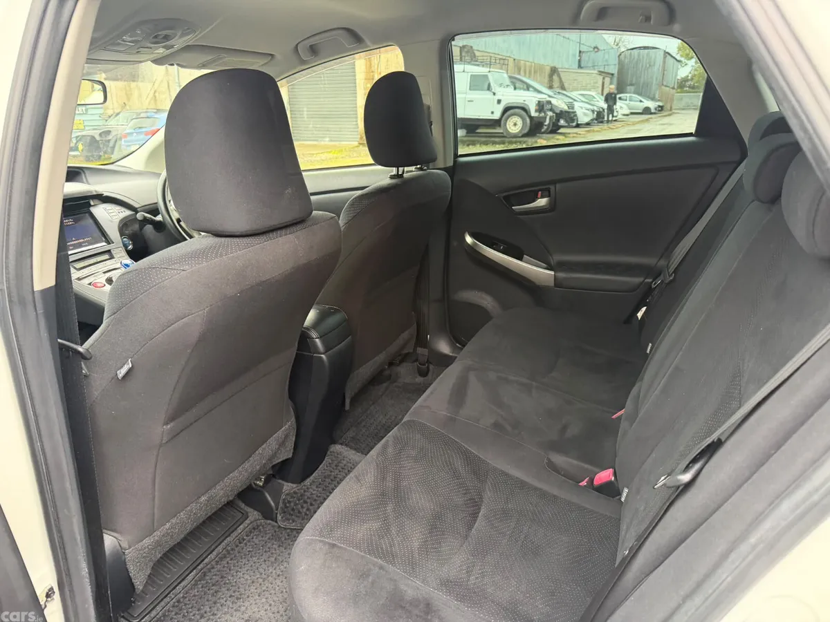 Toyota Prius Hatchback, Petrol Plug-in Hybrid, 2013, White
