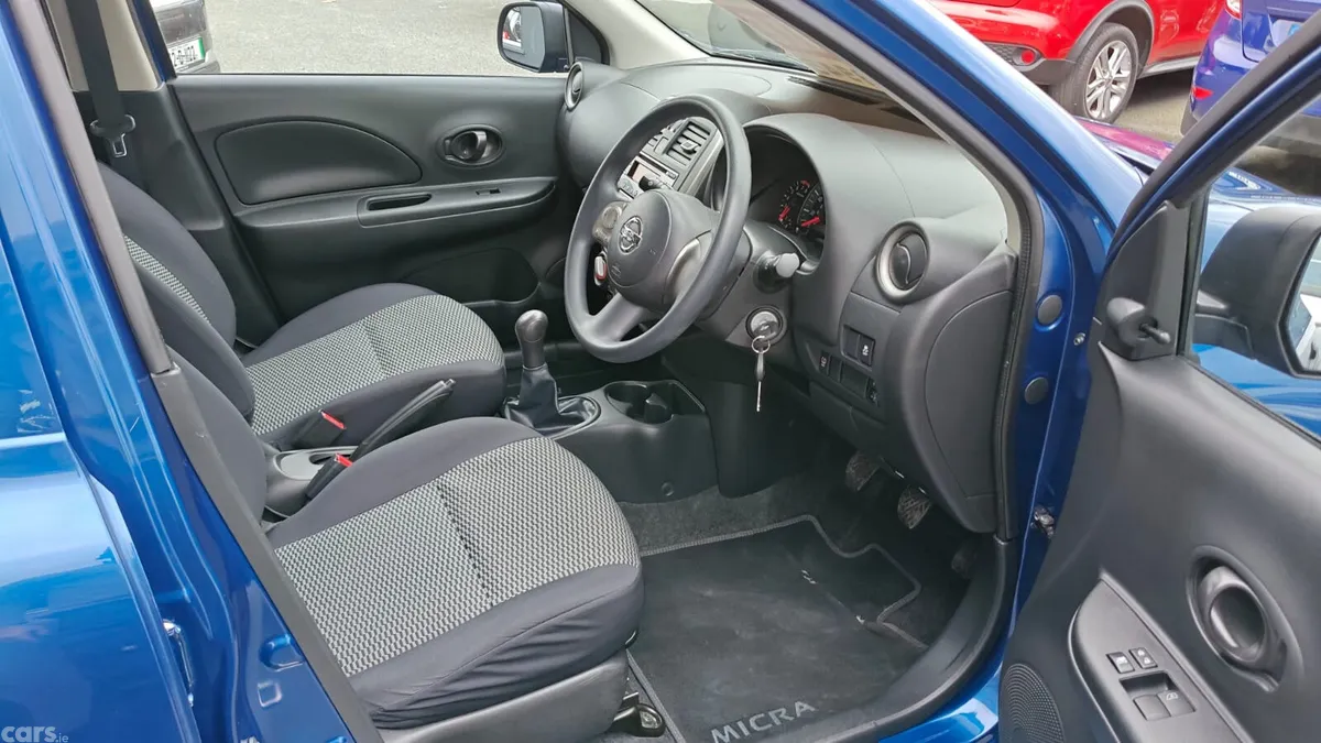 Nissan Micra Hatchback, Petrol, 2015, Blue