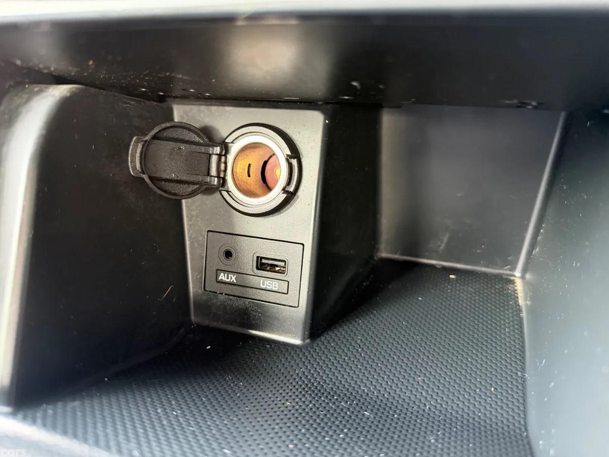 Hyundai i10 Hatchback, Petrol, 2019, Blue