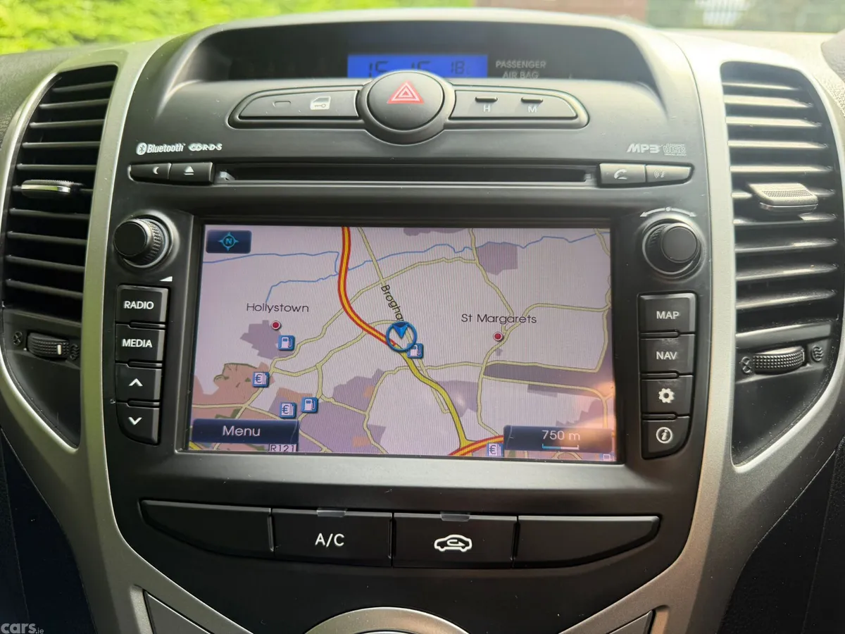 Hyundai ix20 MPV, Petrol, 2020, Grey