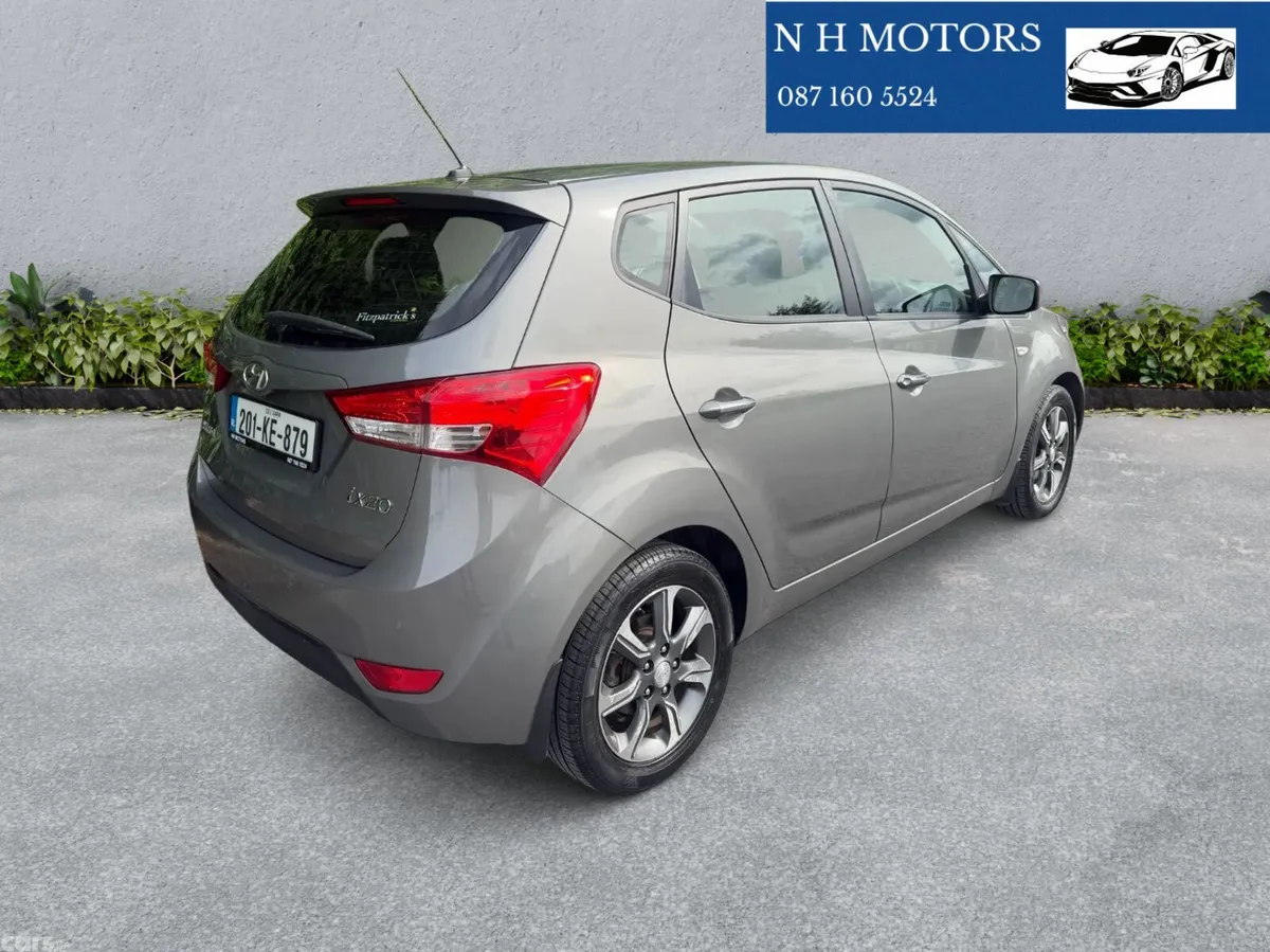 Hyundai ix20 MPV, Petrol, 2020, Grey