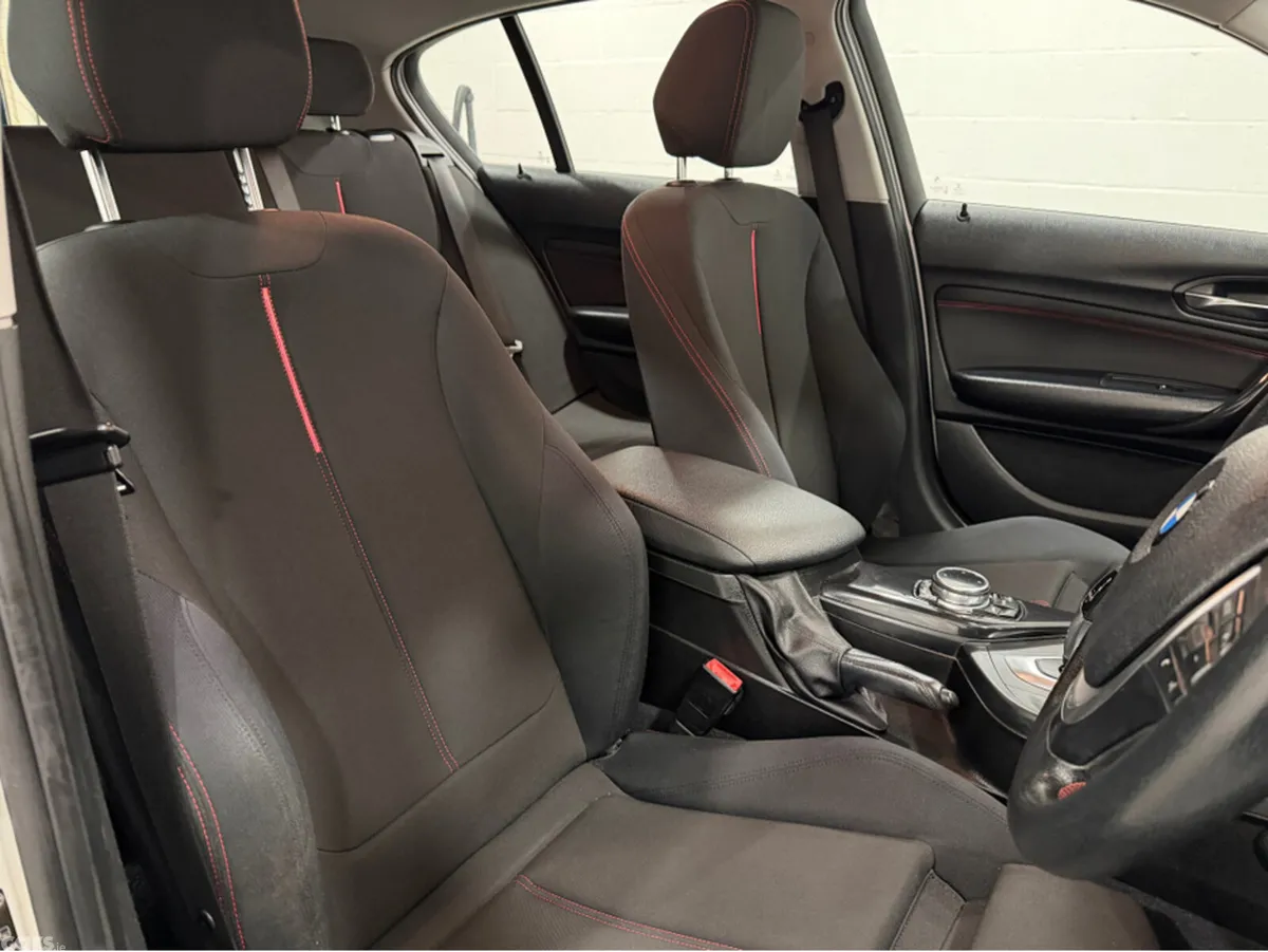 BMW 1-Series Hatchback, Petrol, 2014, White