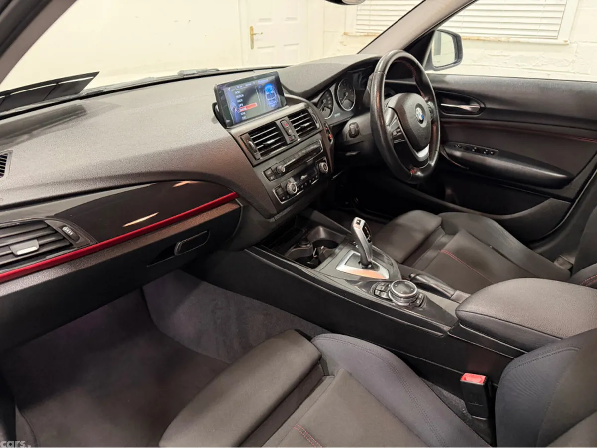 BMW 1-Series Hatchback, Petrol, 2014, White