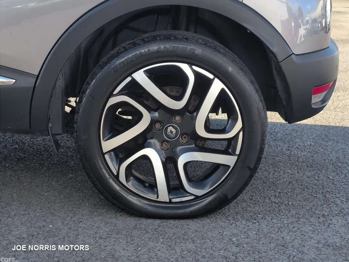 Renault Captur Hatchback, Diesel, 2019, Grey