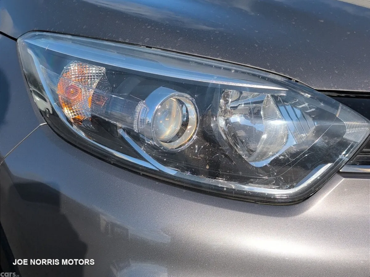 Renault Captur Hatchback, Diesel, 2019, Grey