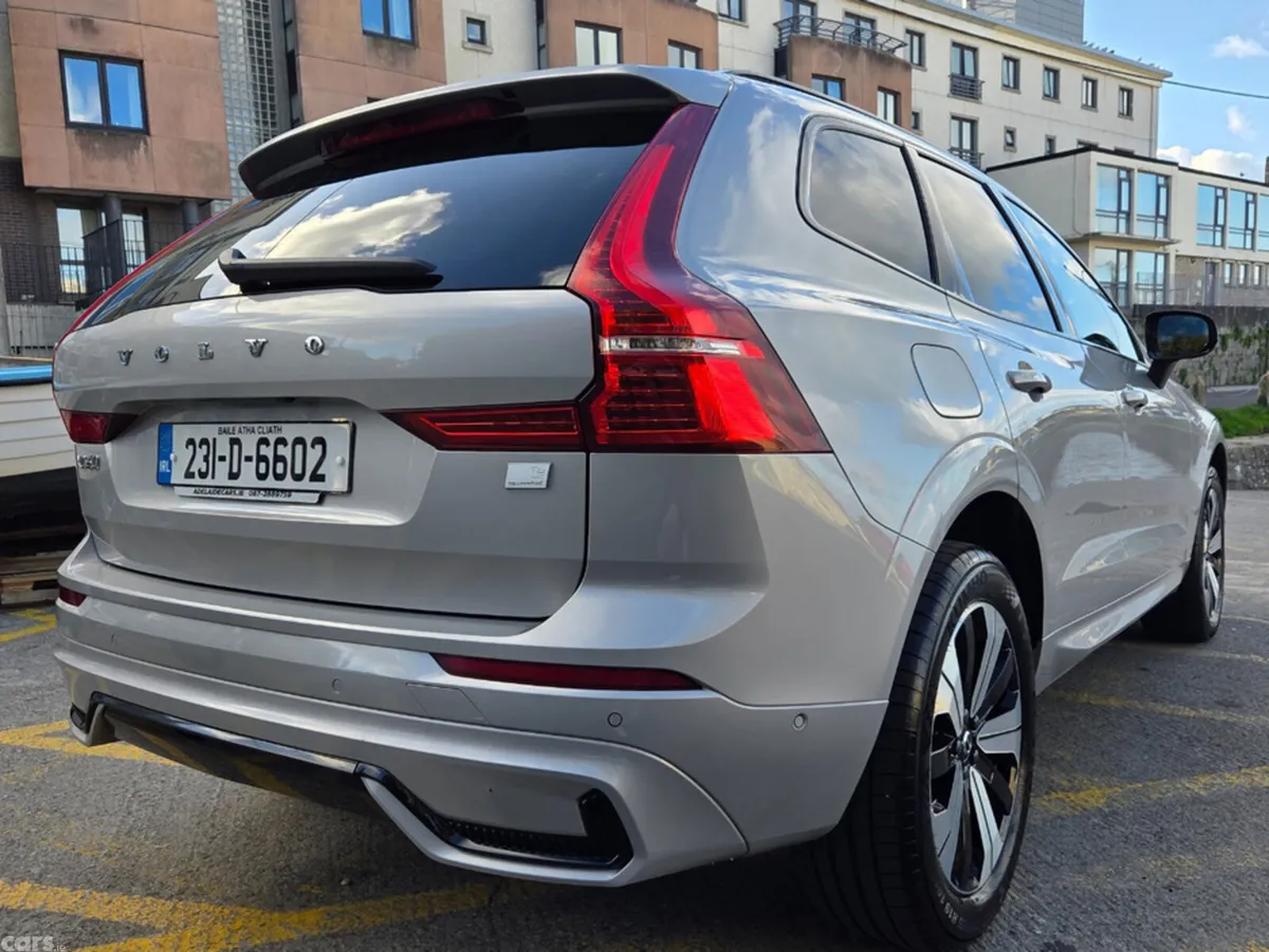 Volvo XC60 SUV, Petrol Plug-in Hybrid, 2023, Grey