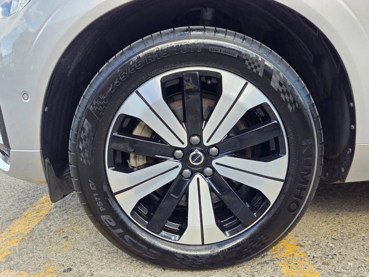 Volvo XC60 SUV, Petrol Plug-in Hybrid, 2023, Grey