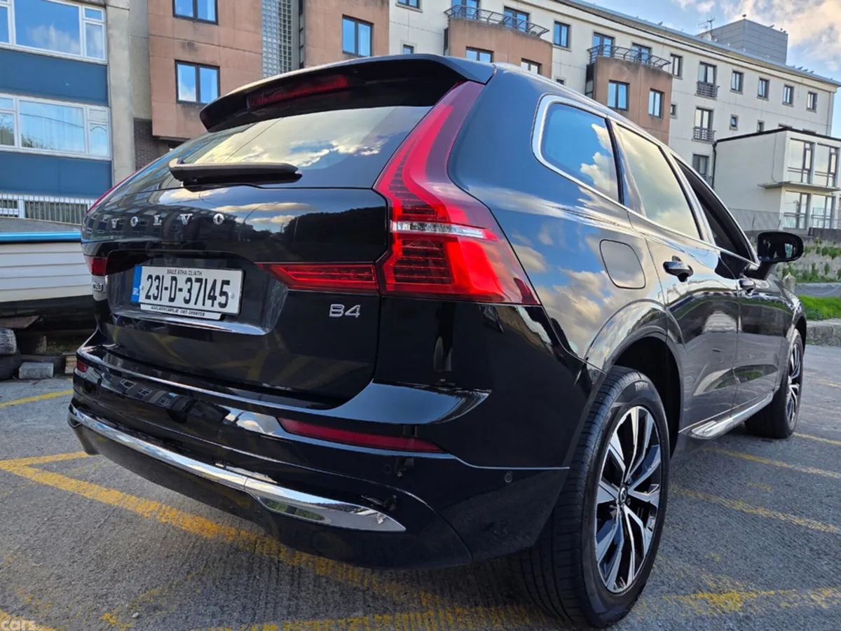 Volvo XC60 SUV, Diesel, 2023, Black