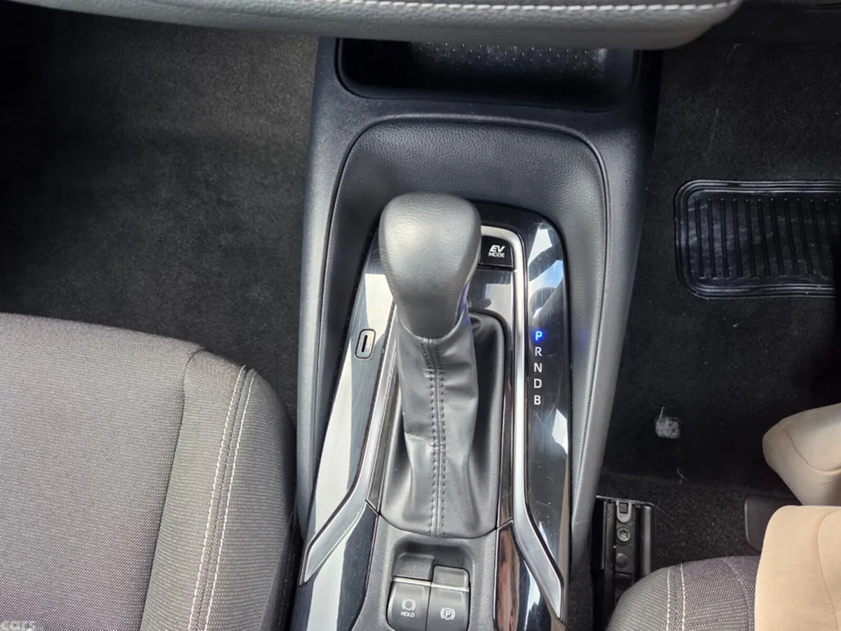 Toyota Corolla Hatchback, Petrol Hybrid, 2024, Grey
