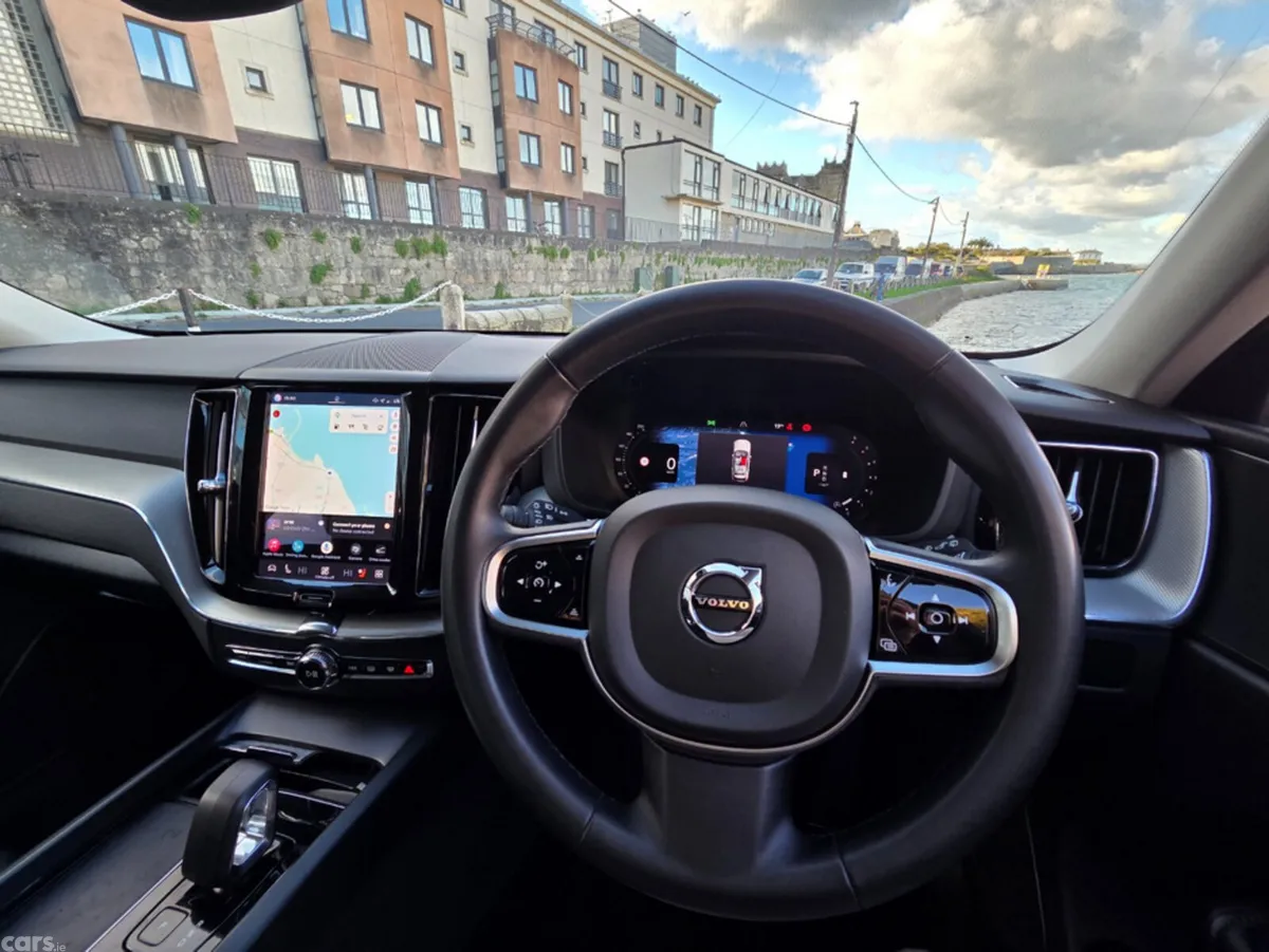 Volvo XC60 SUV, Diesel, 2023, Black